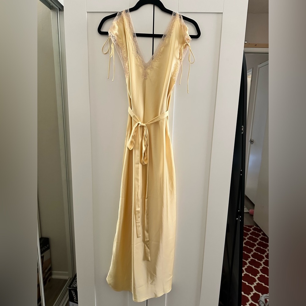 Rumored Buttercup Monarch Midi Dress - Picture 4 of 5